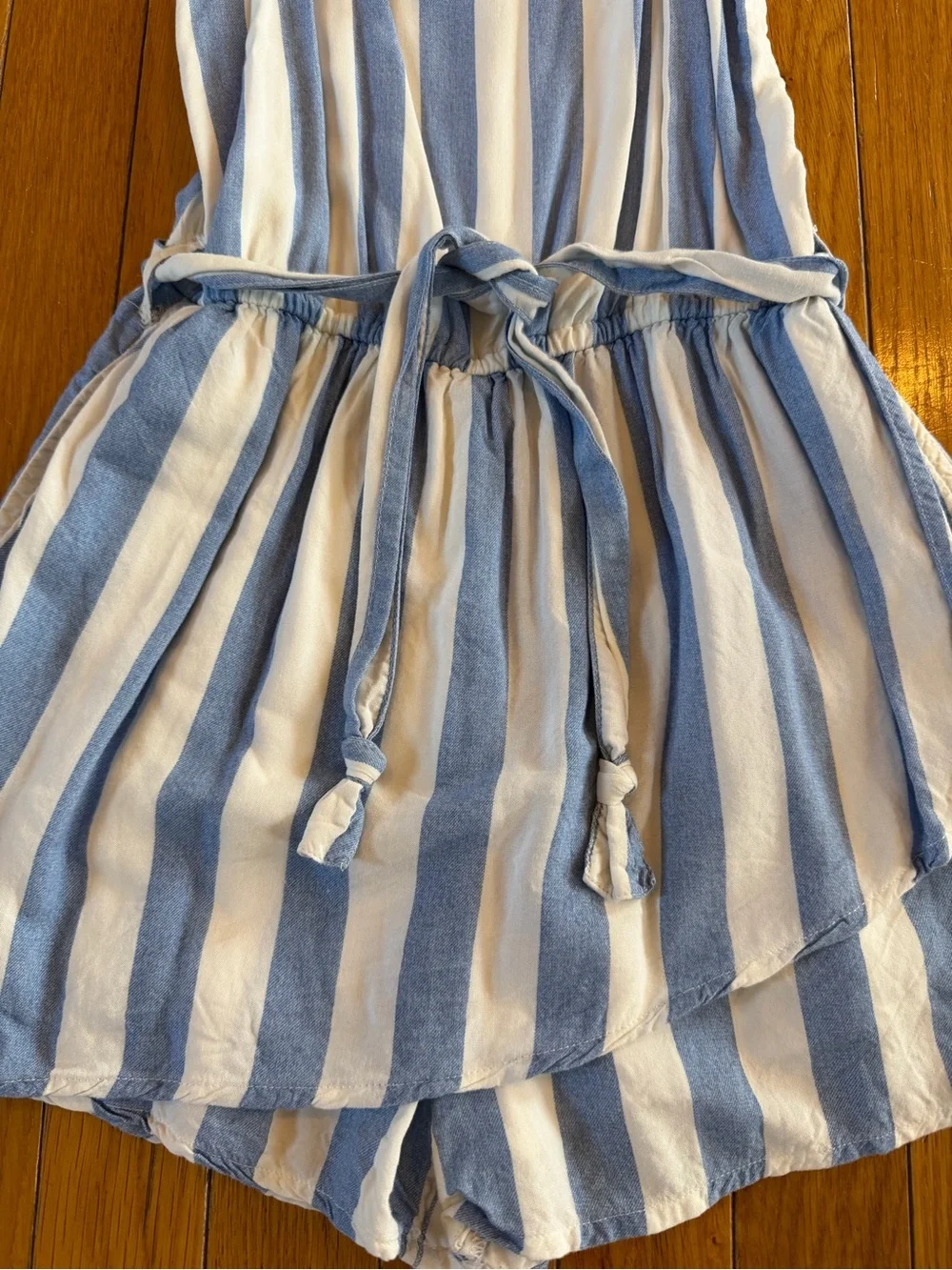 Abercrombie Kids Size 9/10 Blue & White Striped Shorts Romper with Belt